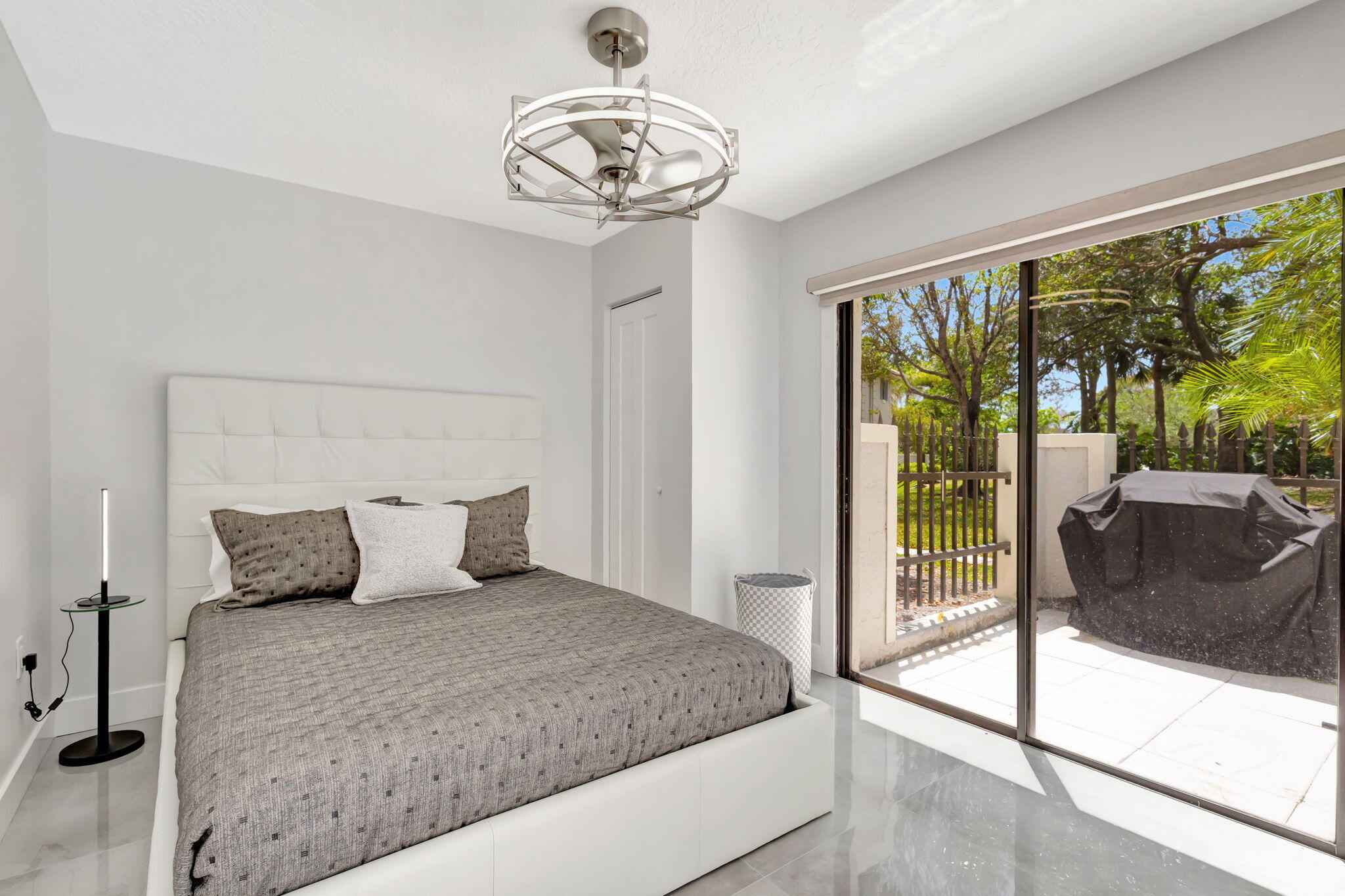 PGA RESORT COMMUNITY PL OF PRESTWICK CHASE UNIT 1 - Residential Lease