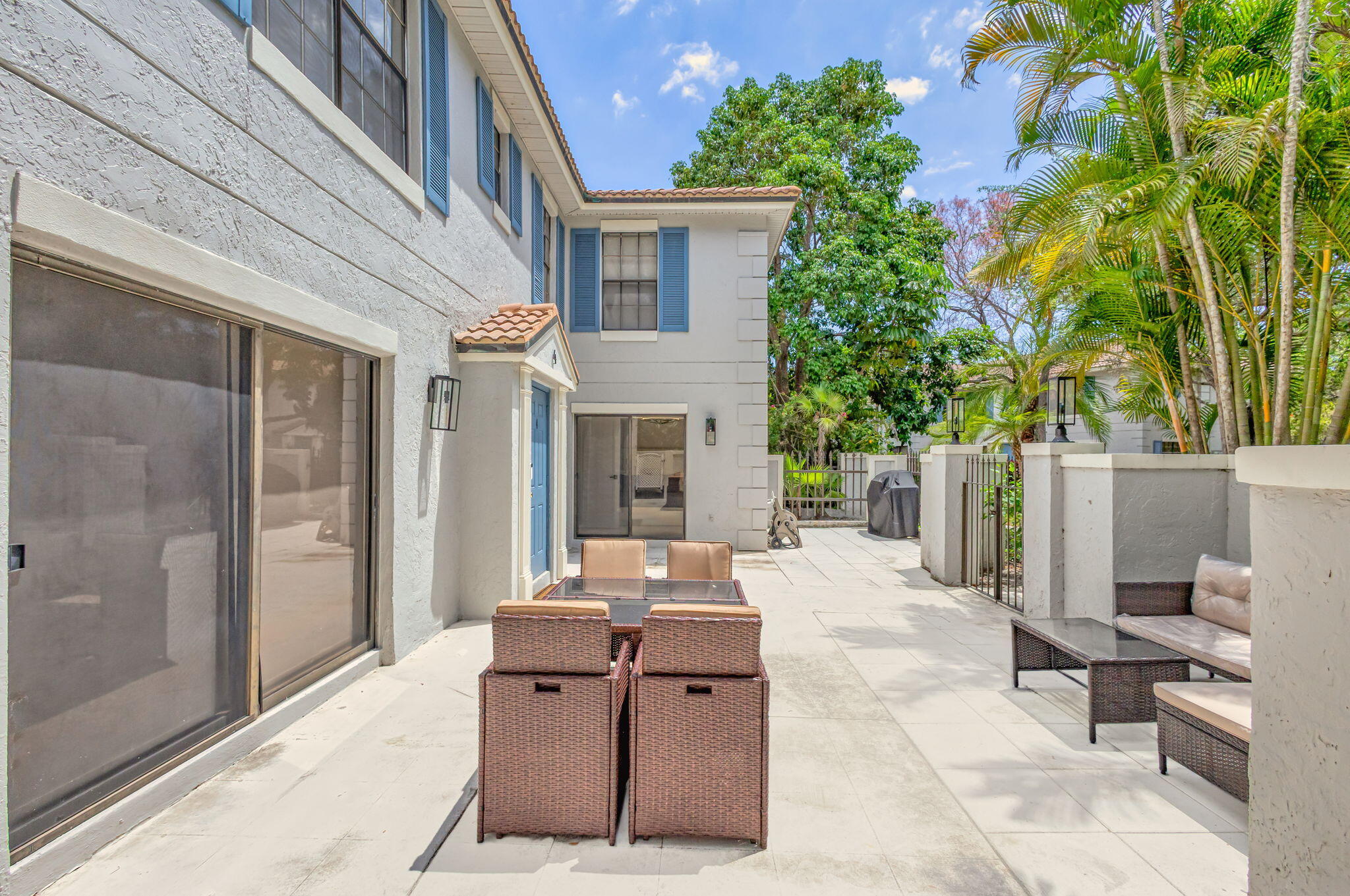 PGA RESORT COMMUNITY PL OF PRESTWICK CHASE UNIT 1 - Residential Lease