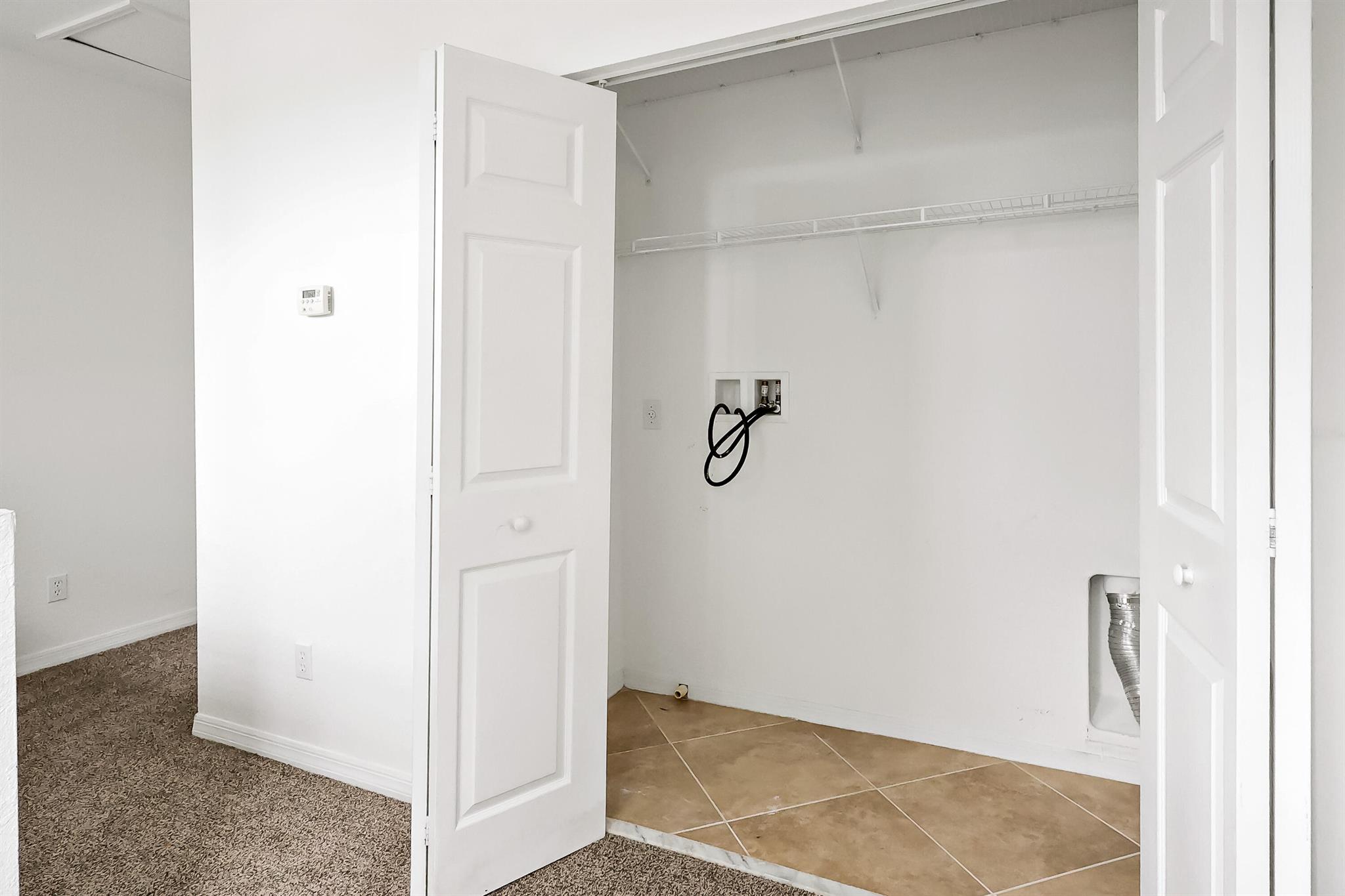 PALM BREEZES CLUB - Residential