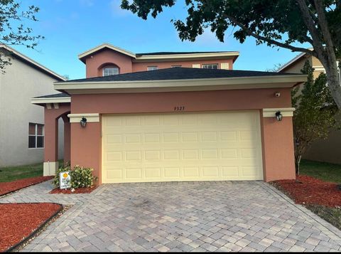 9323 Breakers Row Fort Pierce FL 34945