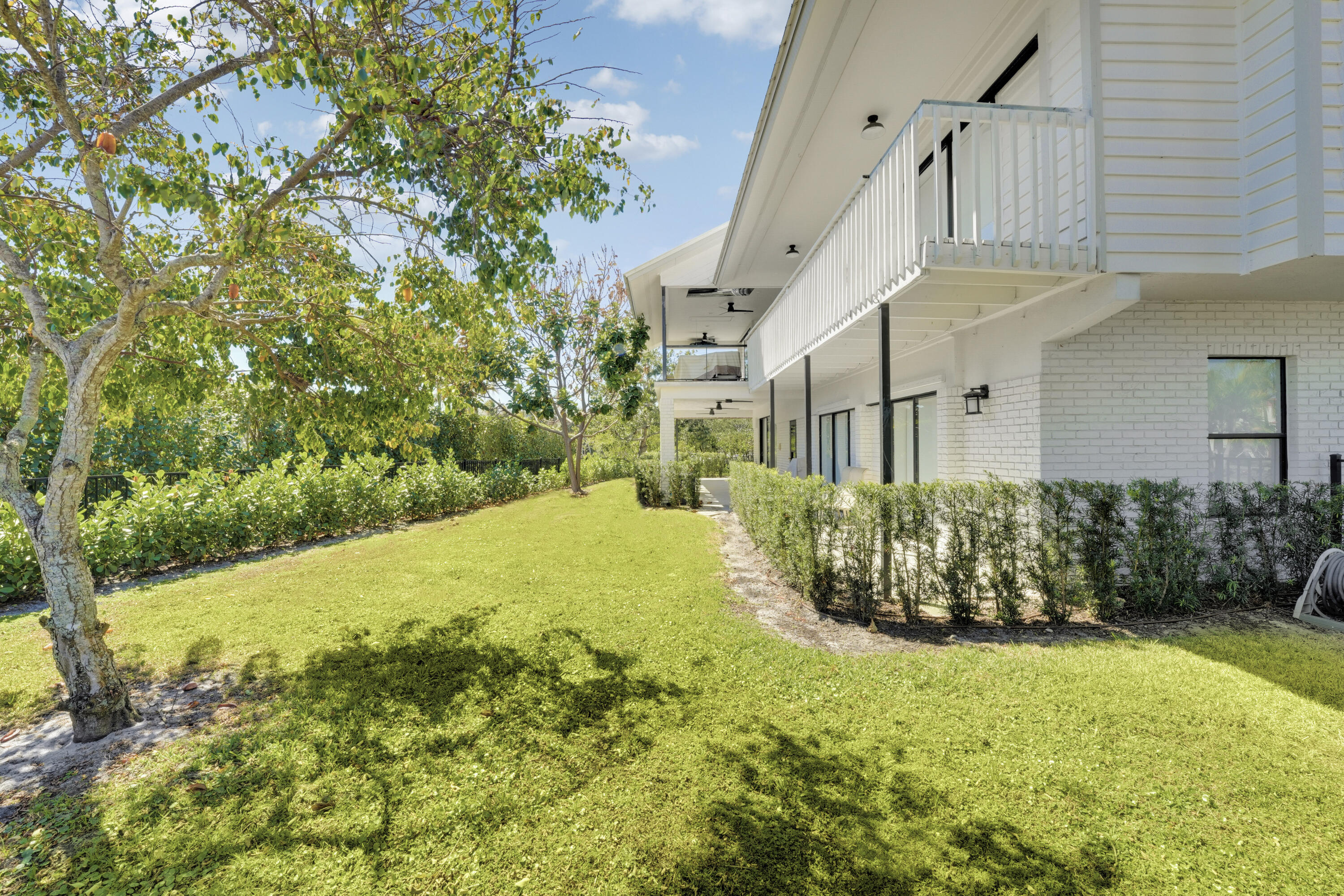 MARINER CAY YACHT CLUB - Residential