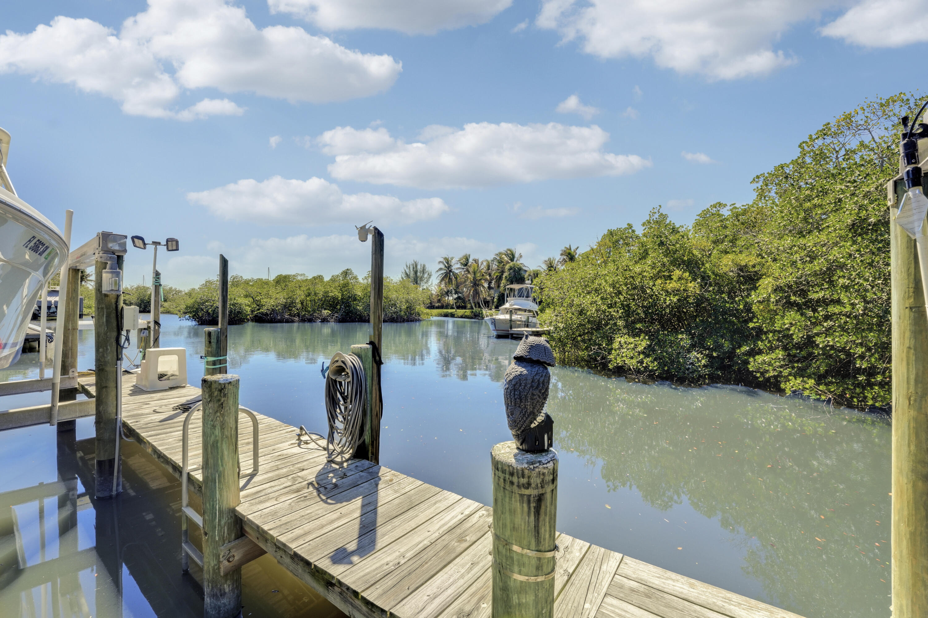 MARINER CAY YACHT CLUB - Residential