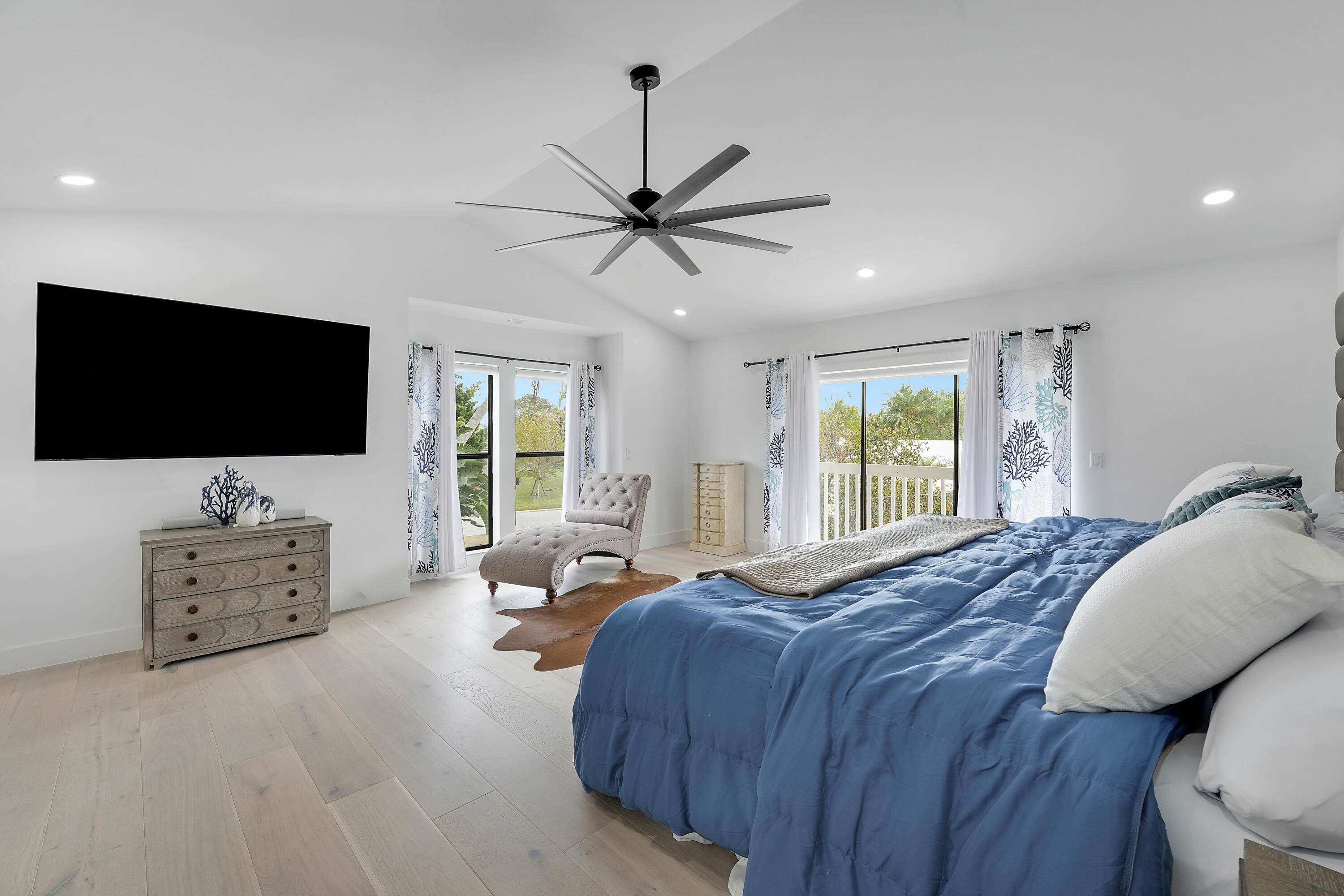 MARINER CAY YACHT CLUB - Residential