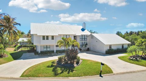 Photo of 4290 SE Whiticar Way, Stuart, FL 34997 (MLS # R11162569)