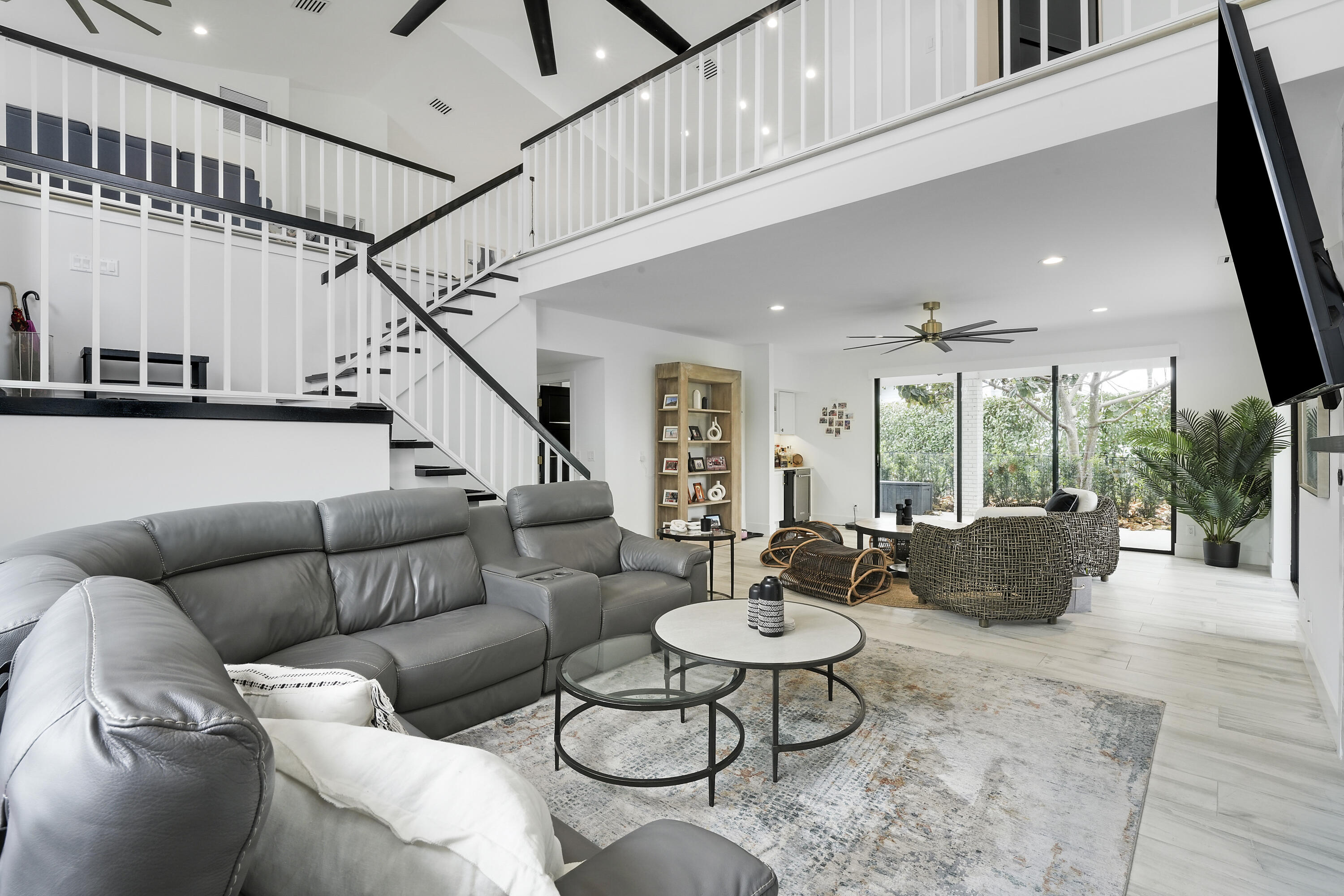 MARINER CAY YACHT CLUB - Residential