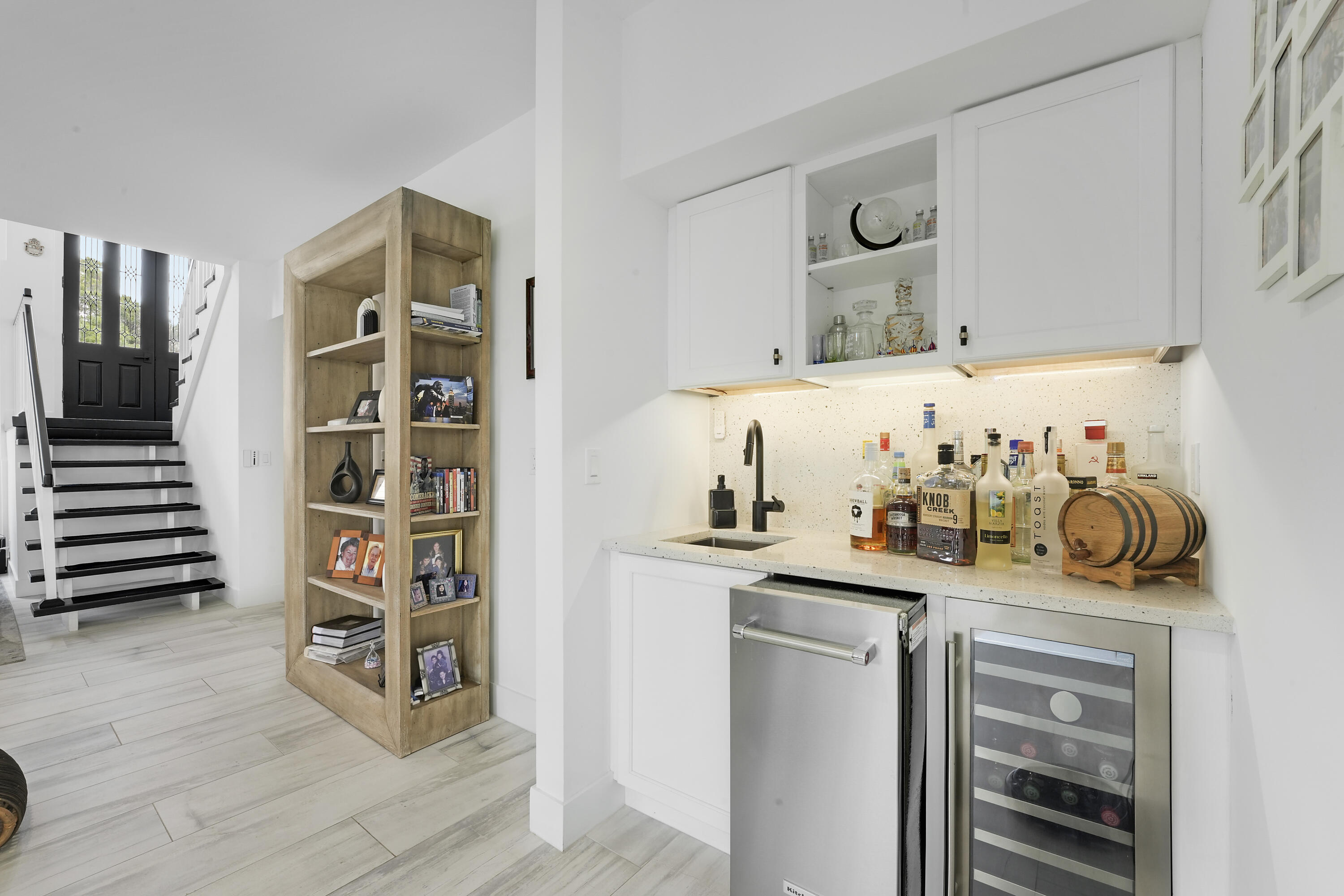 MARINER CAY YACHT CLUB - Residential