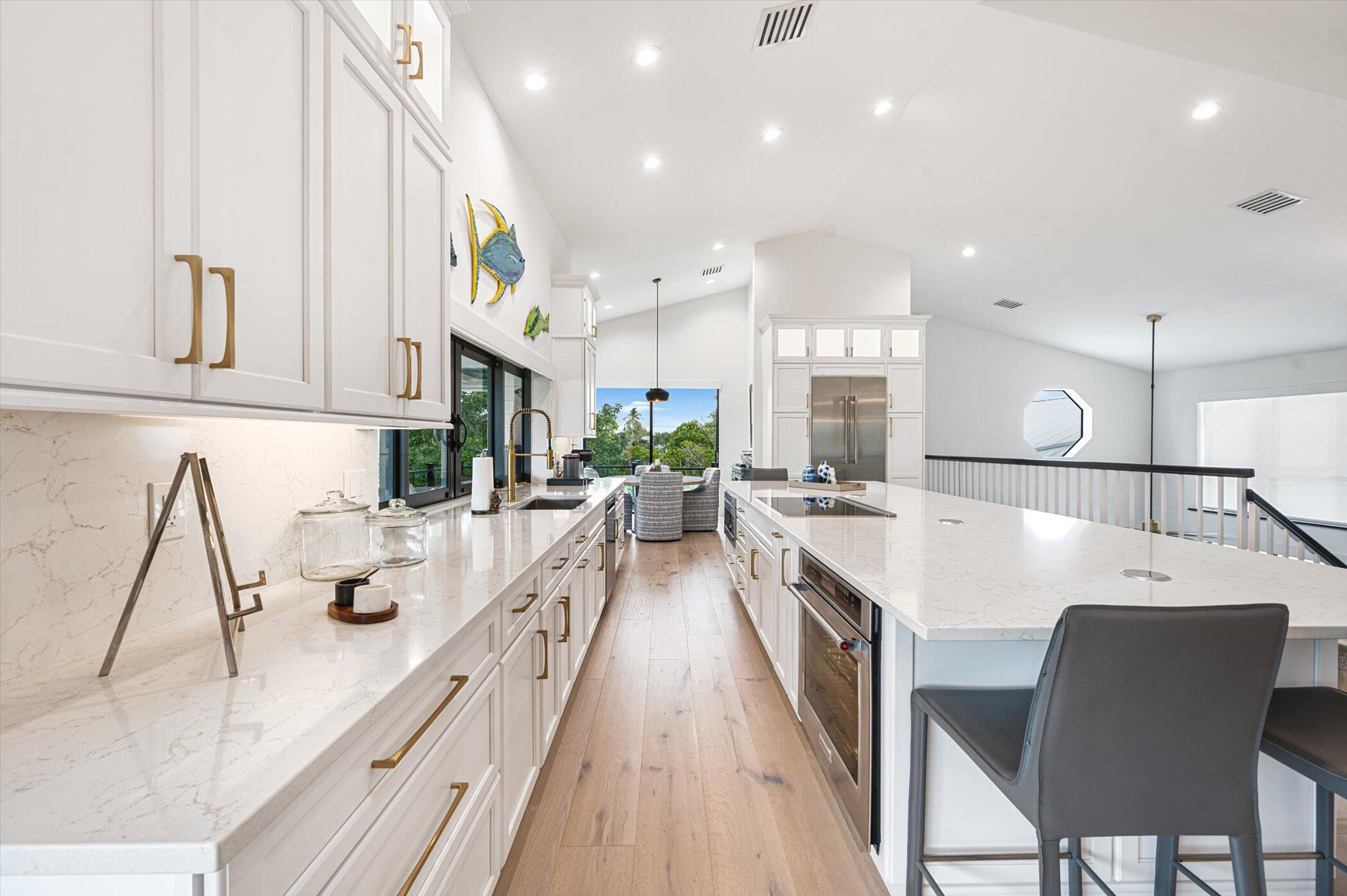 4290 SE Whiticar Way