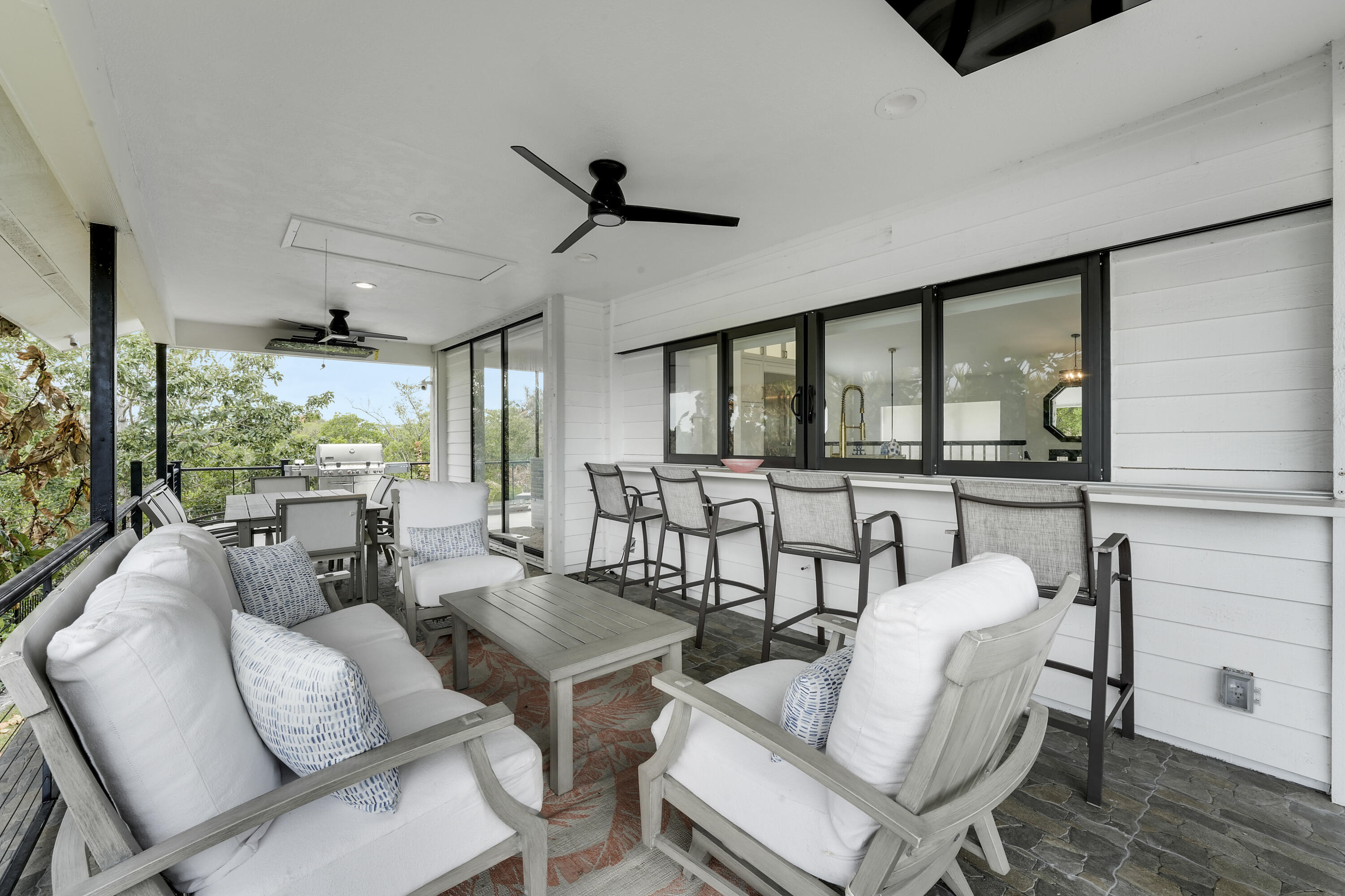 MARINER CAY YACHT CLUB - Residential