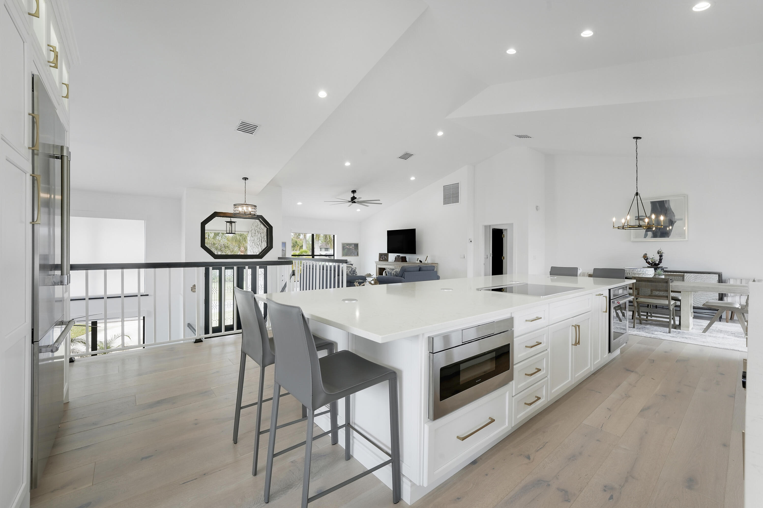 MARINER CAY YACHT CLUB - Residential