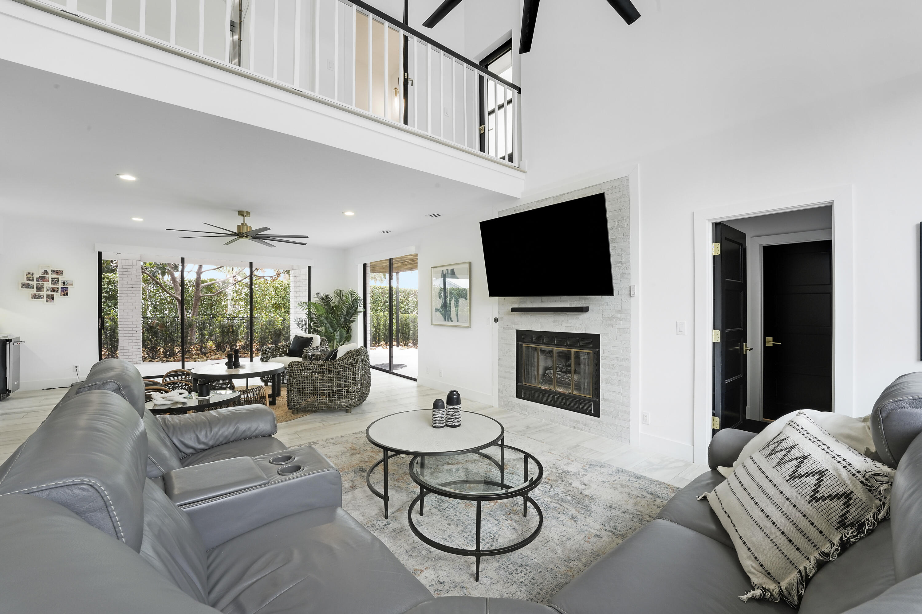 MARINER CAY YACHT CLUB - Residential