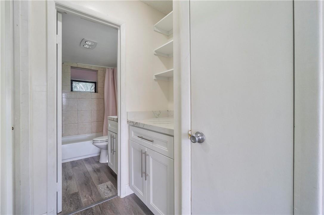ARROWHEAD CONDO NO VII - Residential Lease
