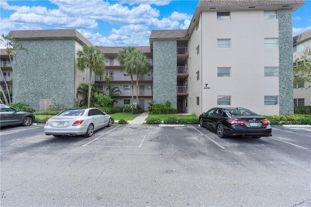 ARROWHEAD CONDO NO VII - Residential Lease
