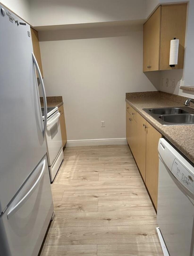 616 Clearwater Park Road 205