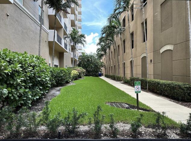 MONTECITO PALM BEACH CONDO - Residential