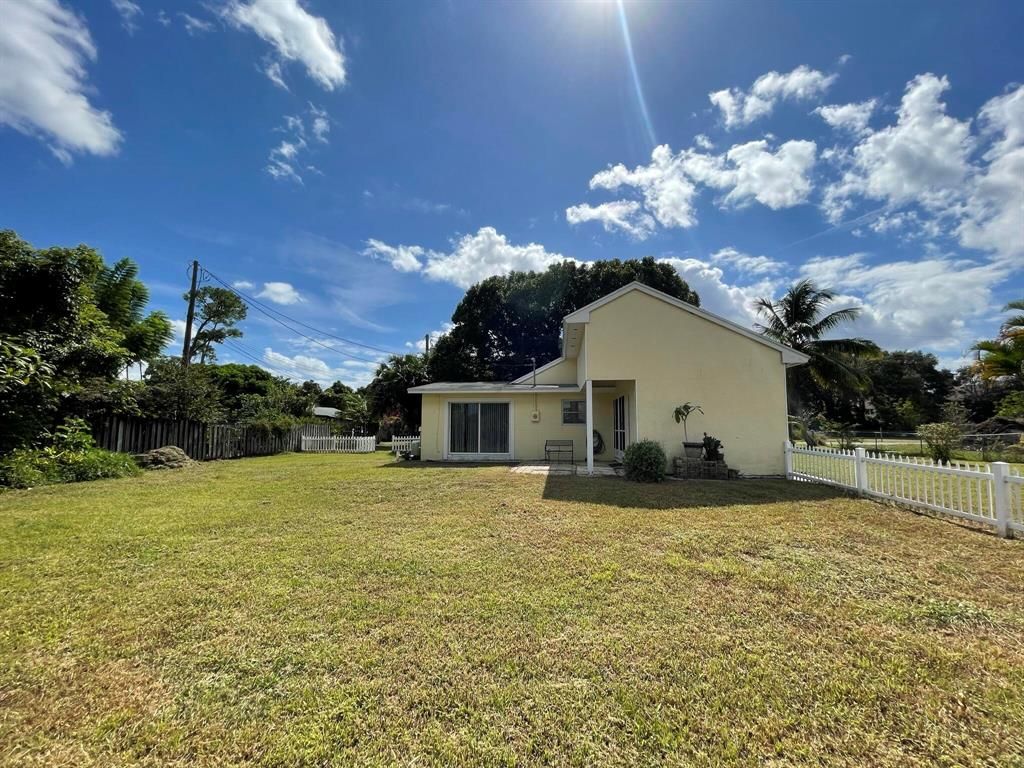 Photo of 4905 Williams Drive, Palm Beach Gardens, FL 33418 (MLS # R10753481)