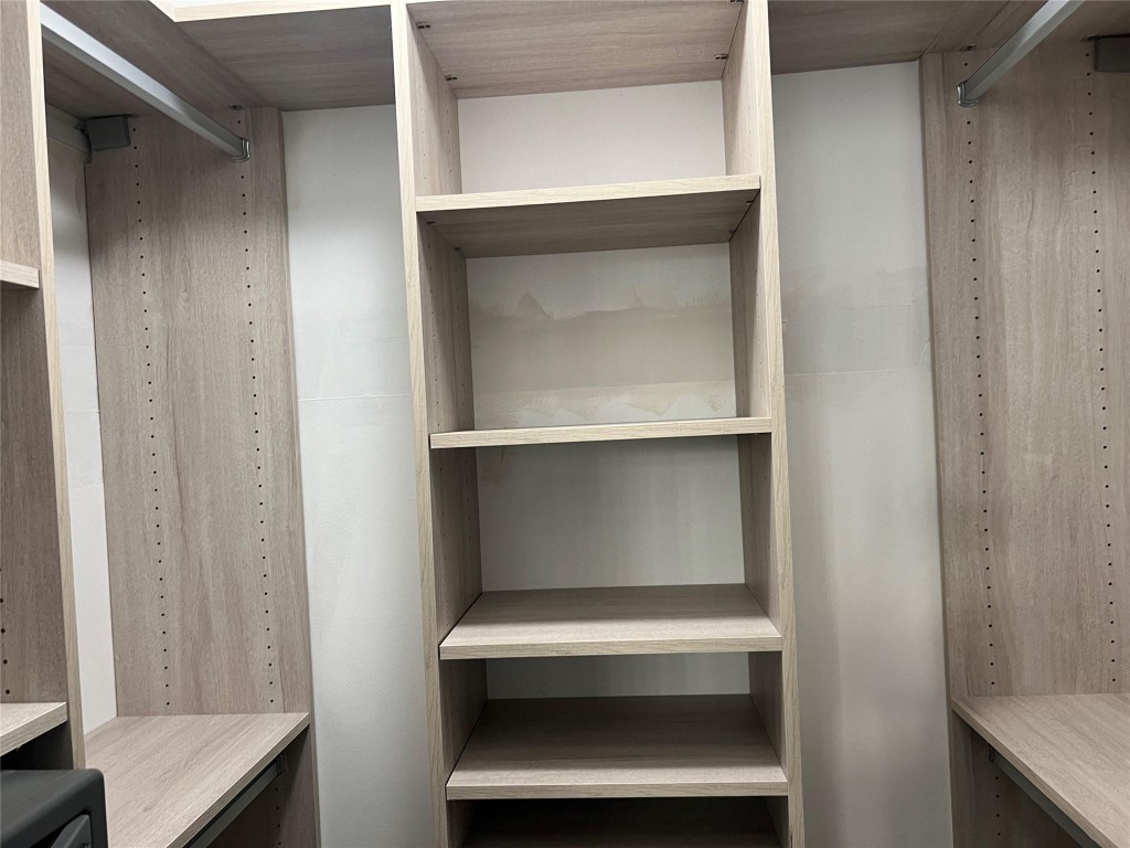 GRANADA HOUSE CONDO - Residential Lease