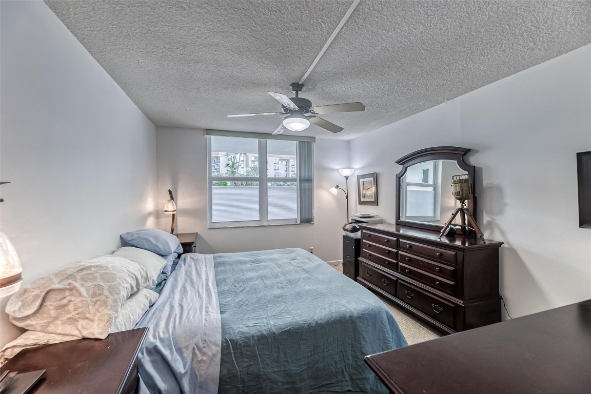 GRANADA HOUSE CONDO - Residential Lease