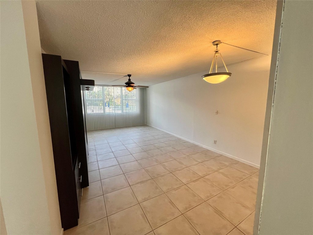 GRANADA HOUSE CONDO - Residential Lease