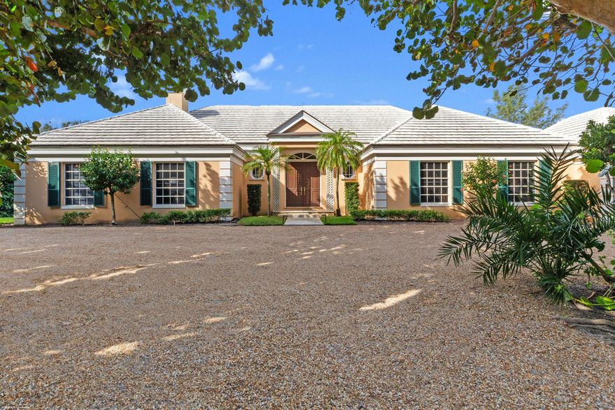 Classic Bermuda Style home on Jupiter Island!  This home features a spacious living room that overlooks an inviting, private outdoor entertaining space complete with a plunge pool. Separate master suite plus a 3 bedroom guest wing is perfect for guests' space and privacy. Only minutes to the beach, shopping and restaurants.