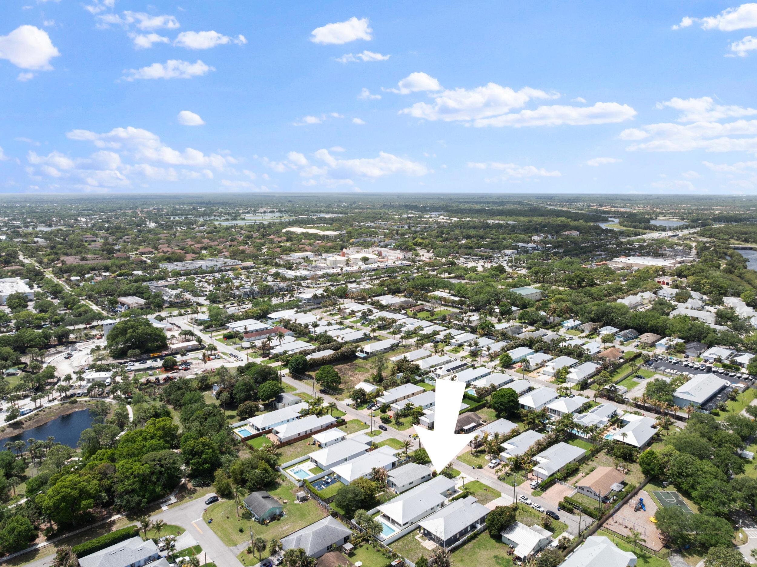 CINQUEZ PARK - Residential
