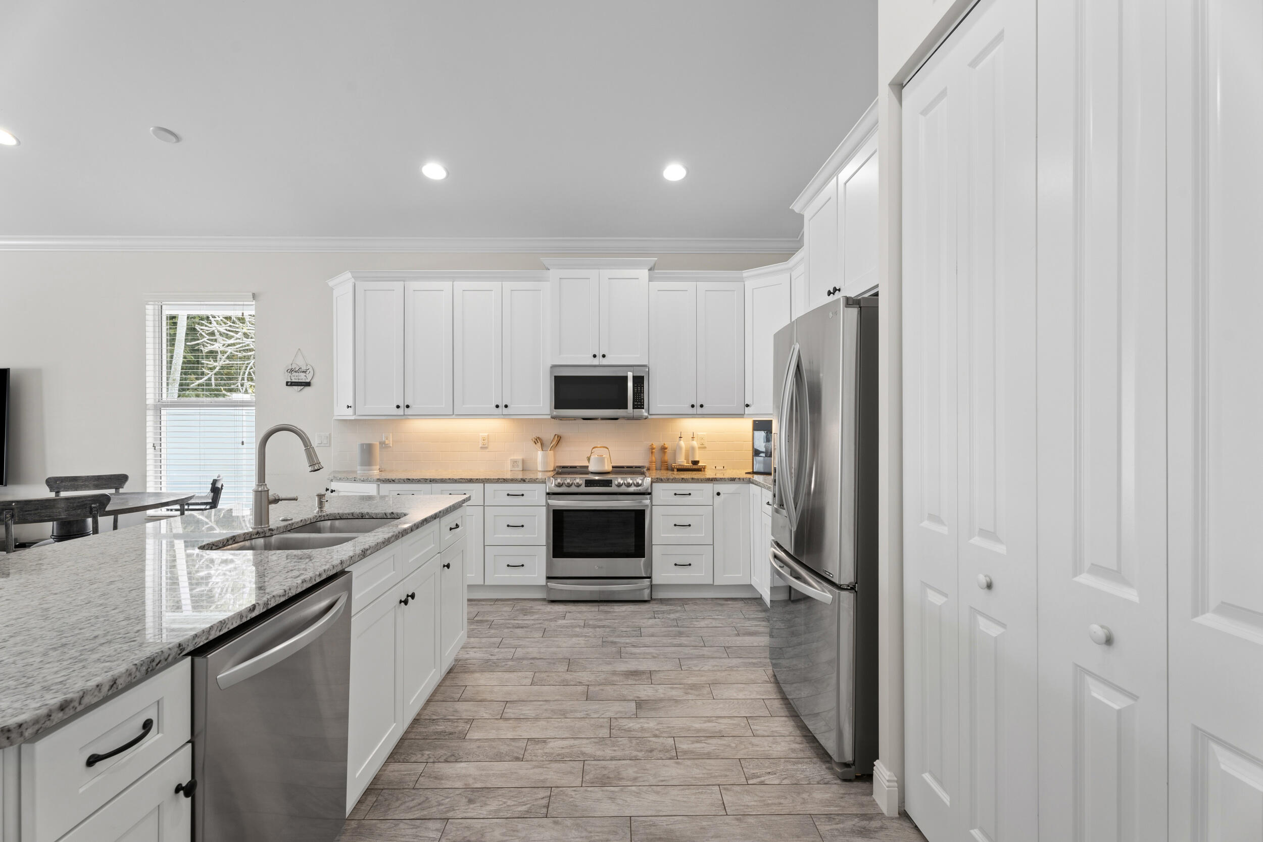 CINQUEZ PARK - Residential
