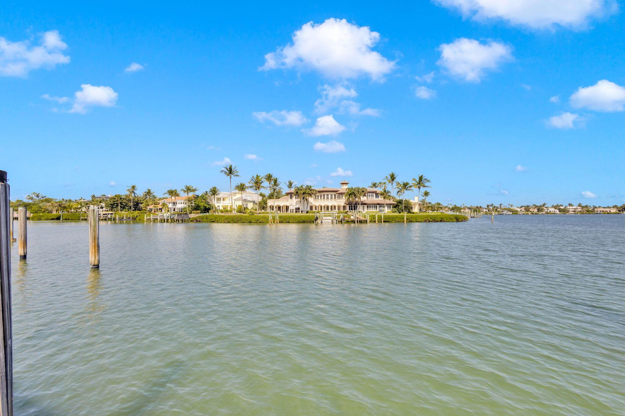 SAILFISH POINT - Residential