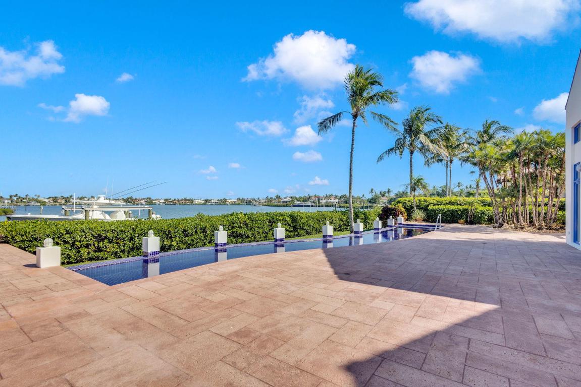 SAILFISH POINT - Residential