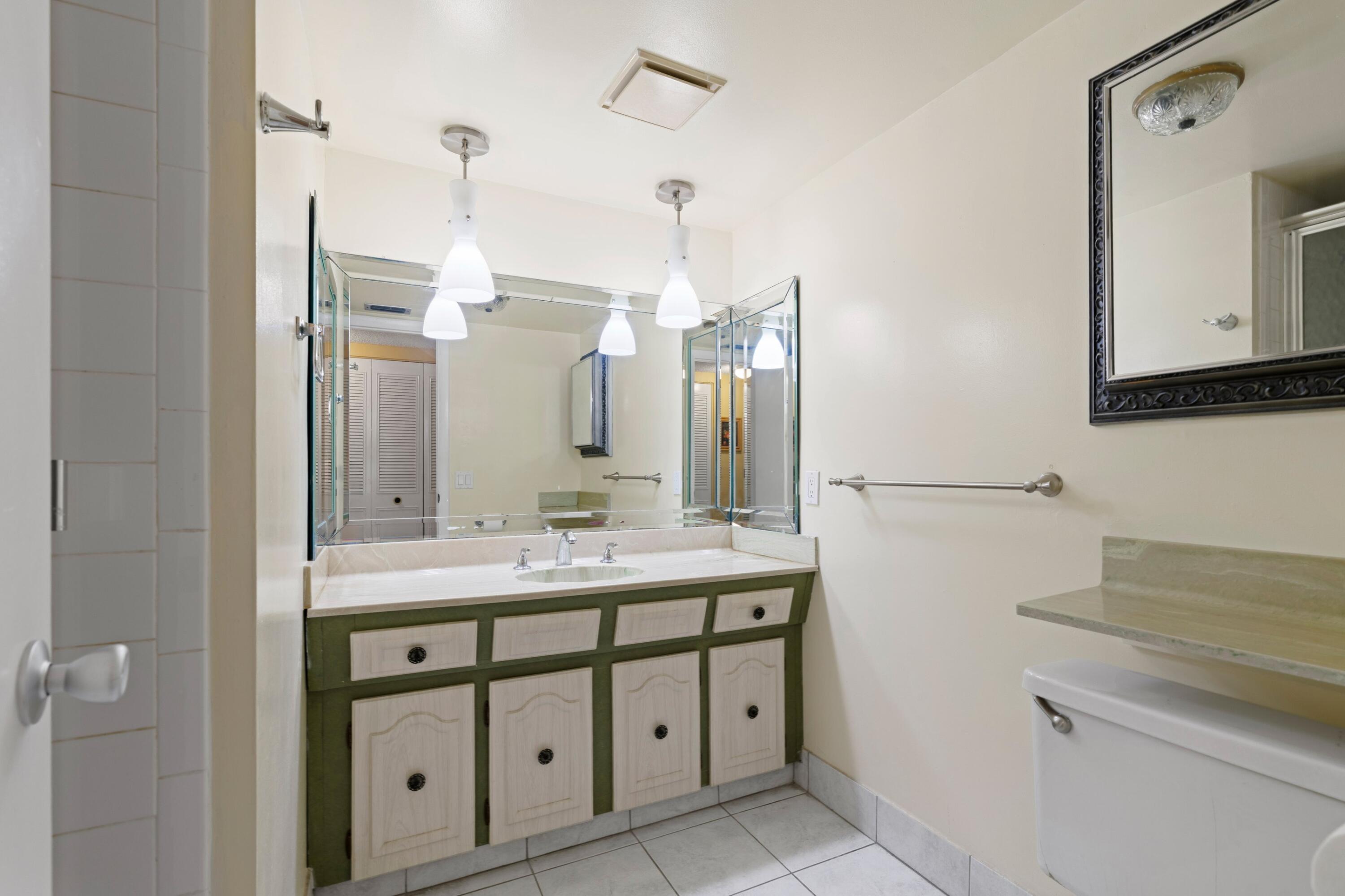 SAPPHIRE CONDO - Residential