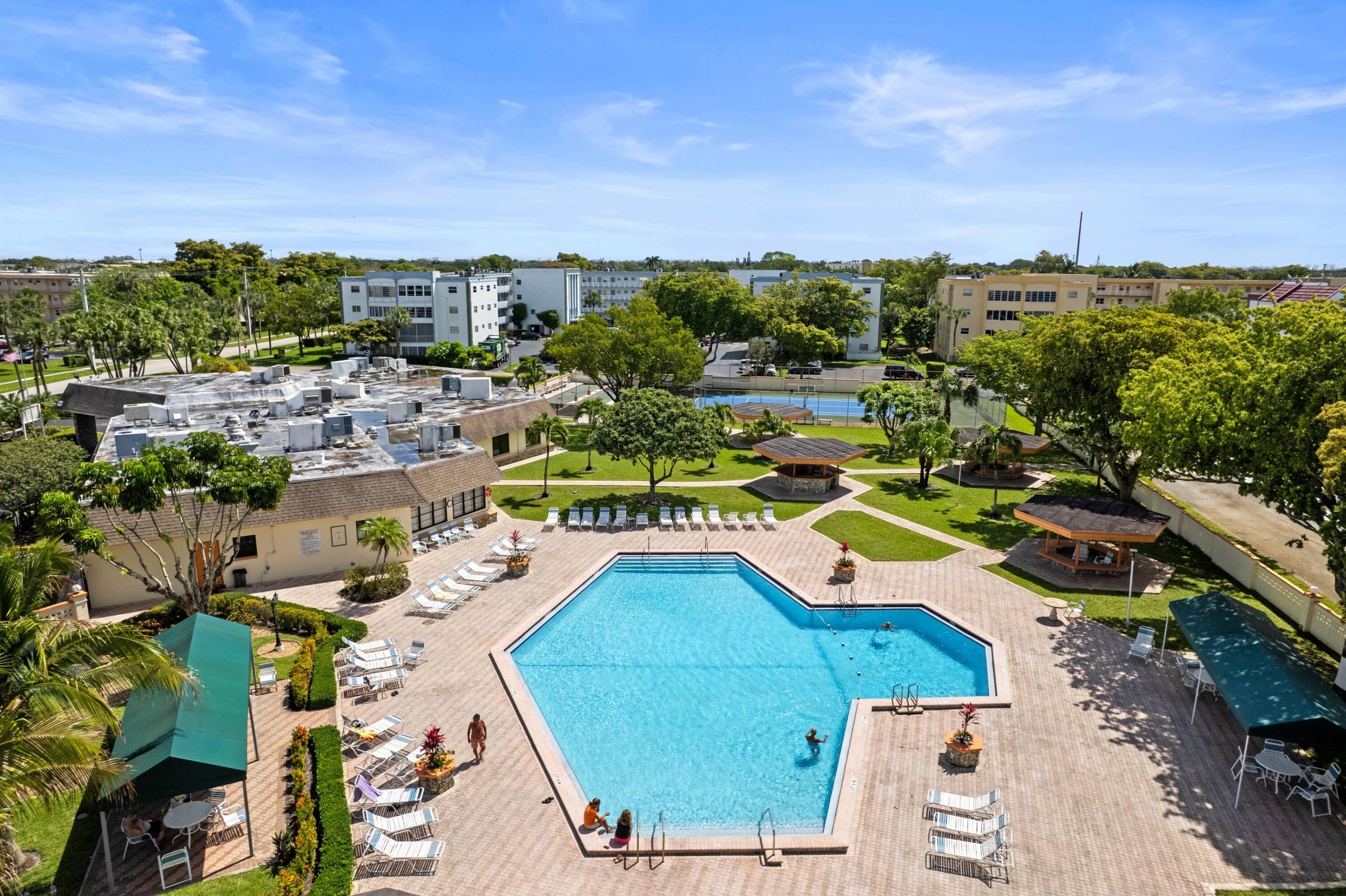 4000 NW 44th Avenue 207