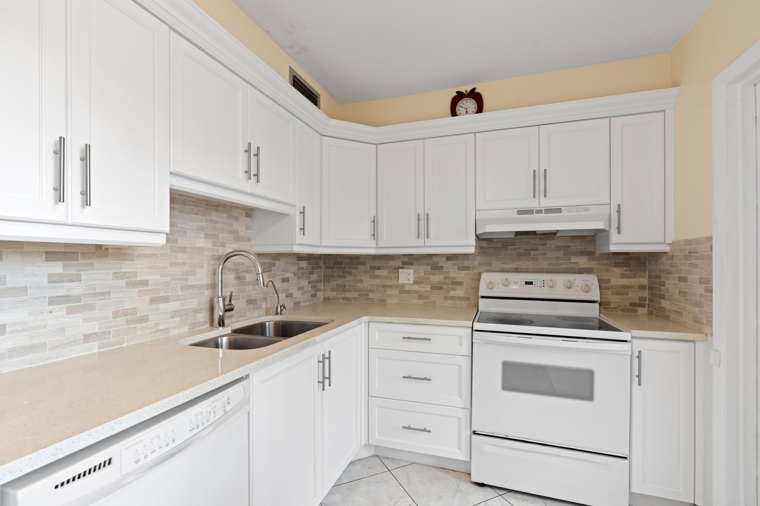 SAPPHIRE CONDO - Residential