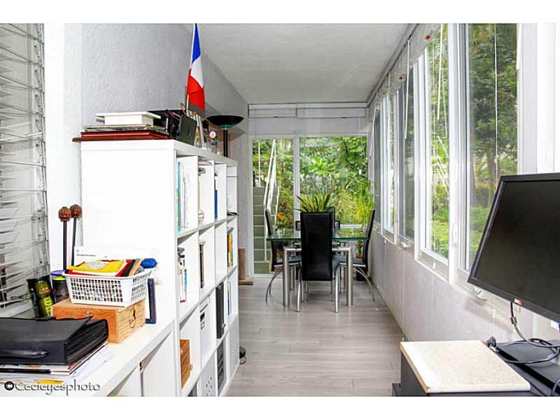 Riverview Gardens Condos - Residential