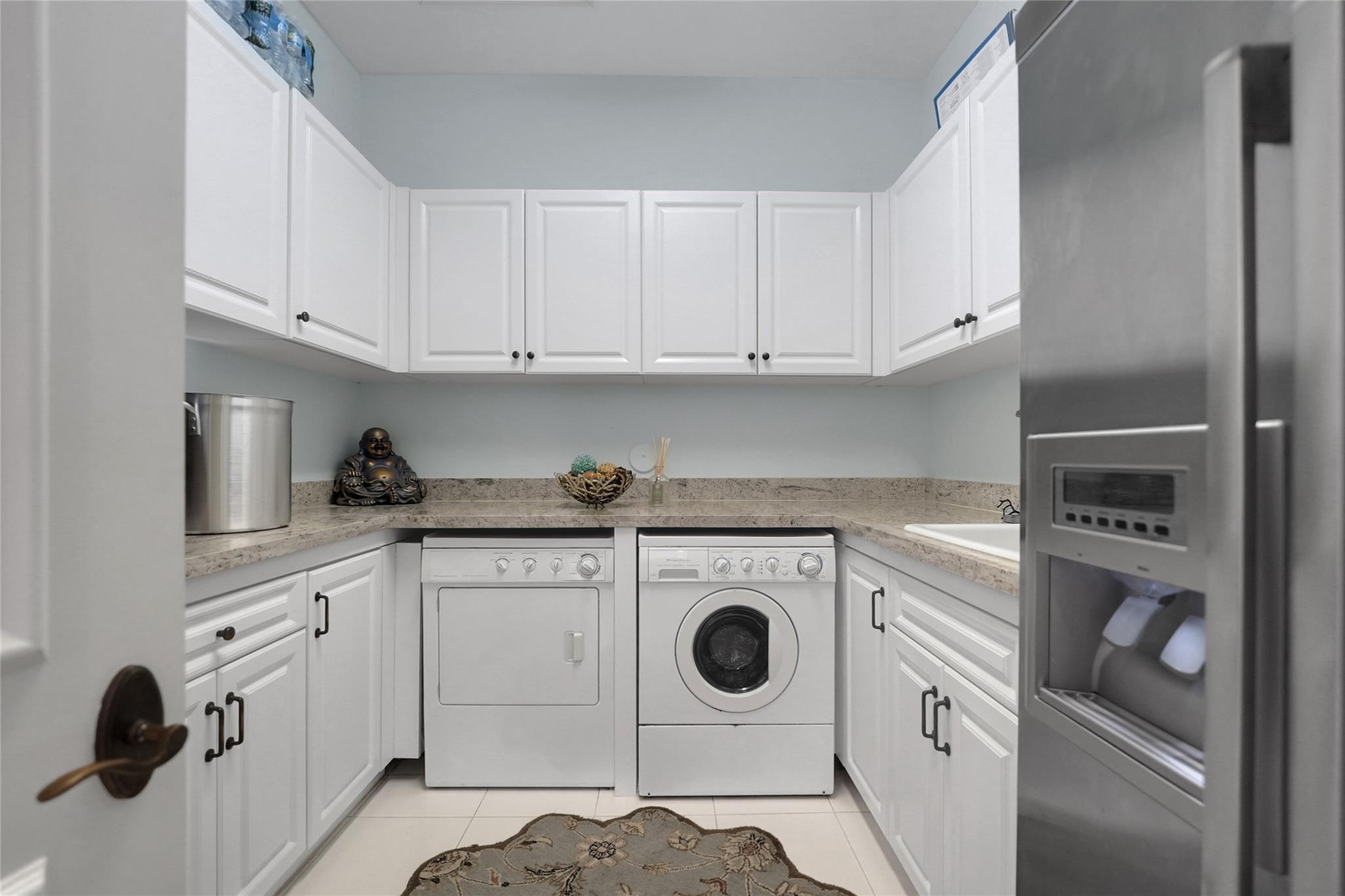 Coral Key Villas 1st Sec - Residential