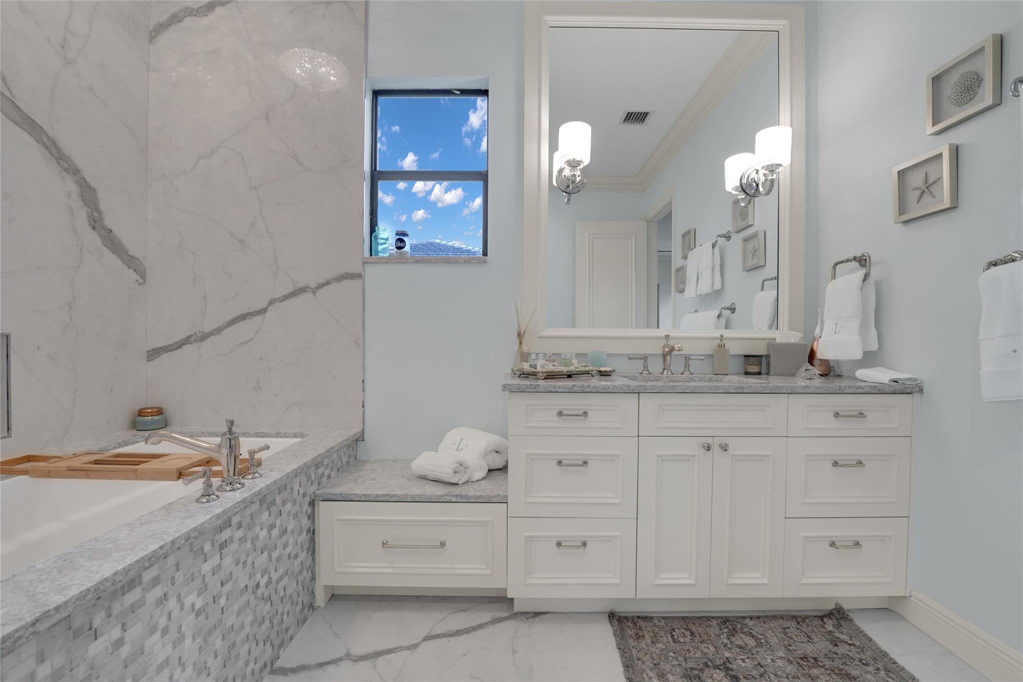 Coral Key Villas 1st Sec - Residential