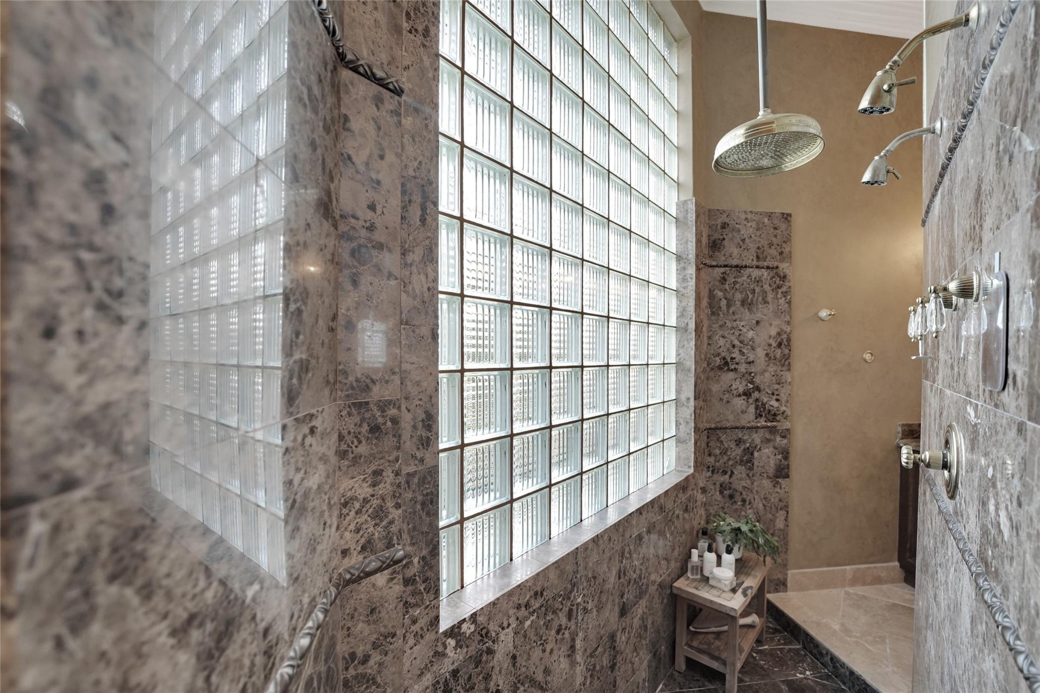 Coral Key Villas 1st Sec - Residential