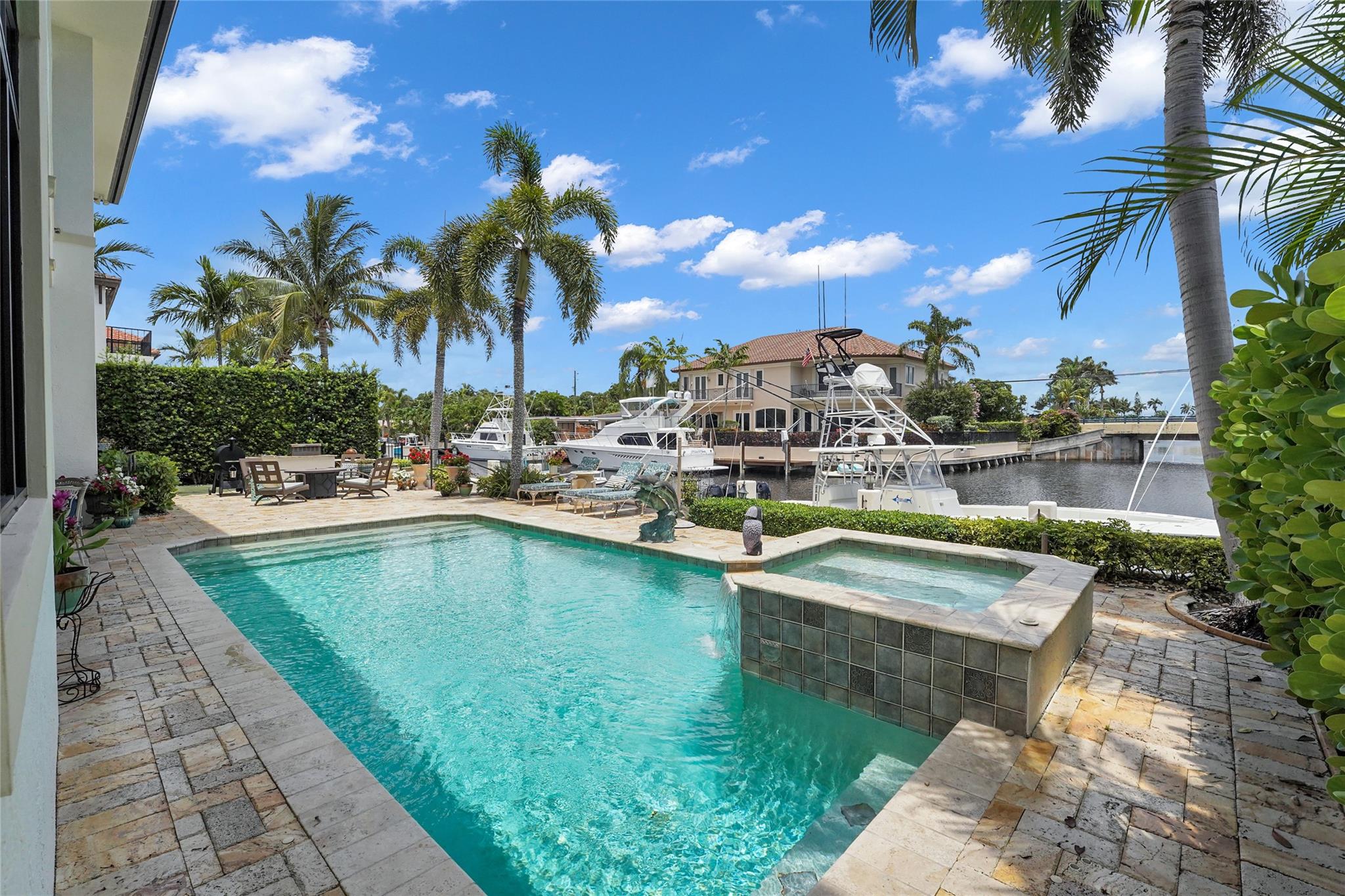 Coral Key Villas 1st Sec - Residential