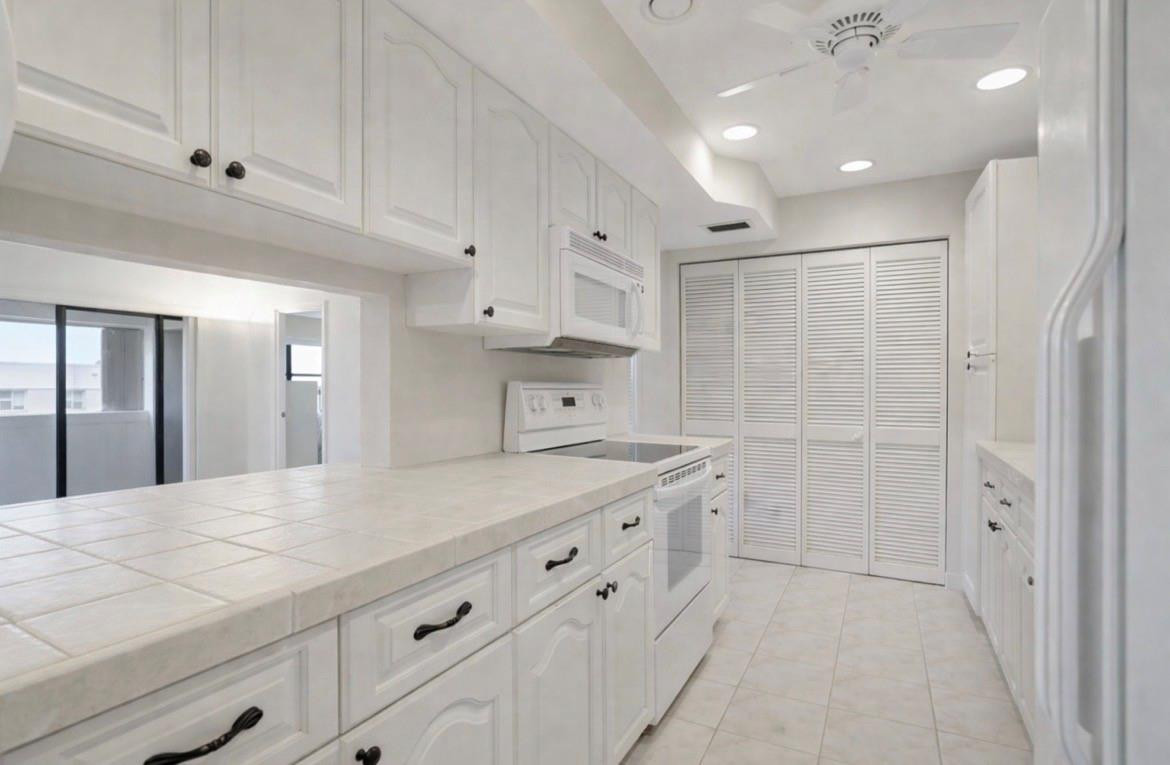 Beach House - Residential