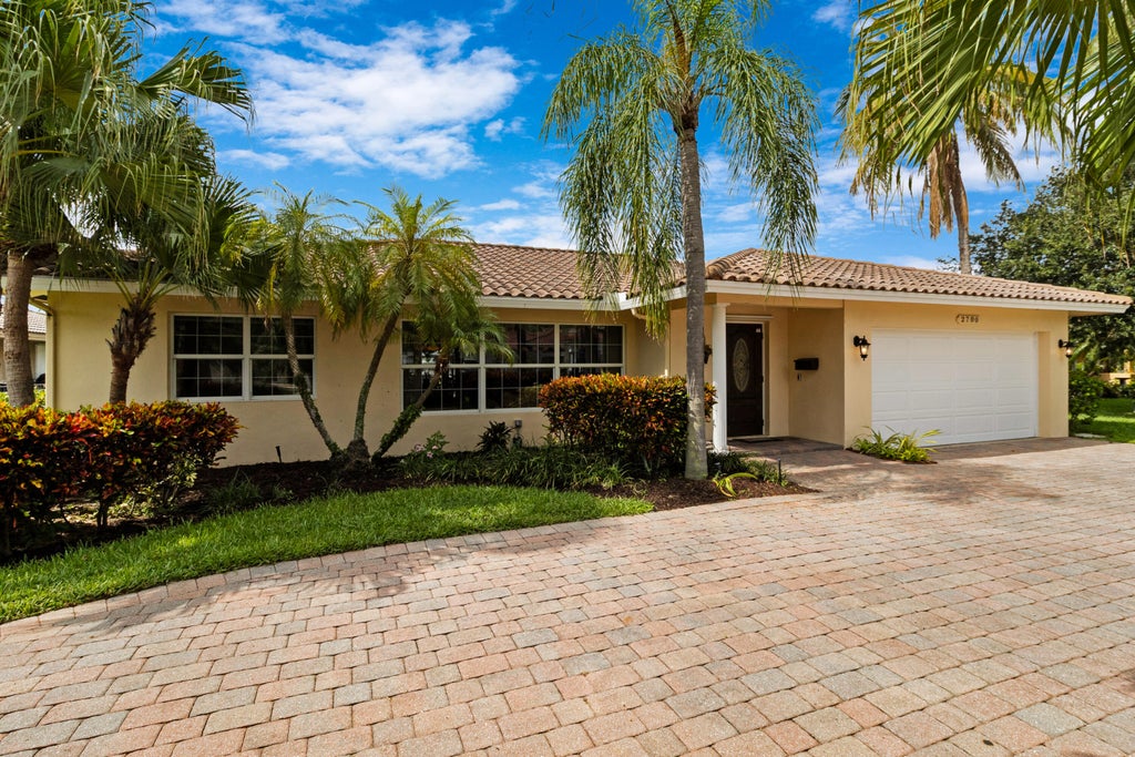 Photo of 2700 NE 23RD Street, Pompano Beach, FL 33062 (MLS # B26058700)