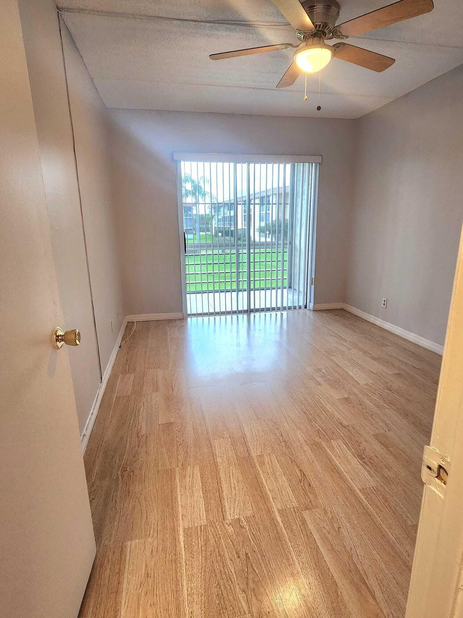 100 Village Green Circle E B212