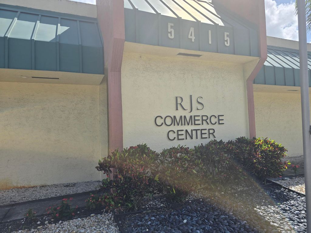 Photo of 5415 NW 15 Street, Margate, FL (MLS # B26004984)