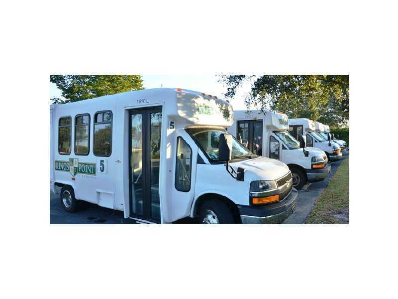 KINGS POINT SOUTHAMPTON - Residential