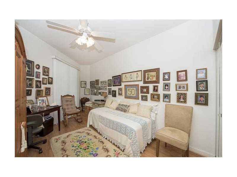 KINGS POINT SOUTHAMPTON - Residential