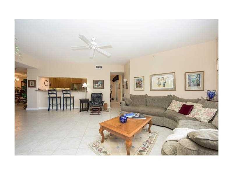 KINGS POINT SOUTHAMPTON - Residential