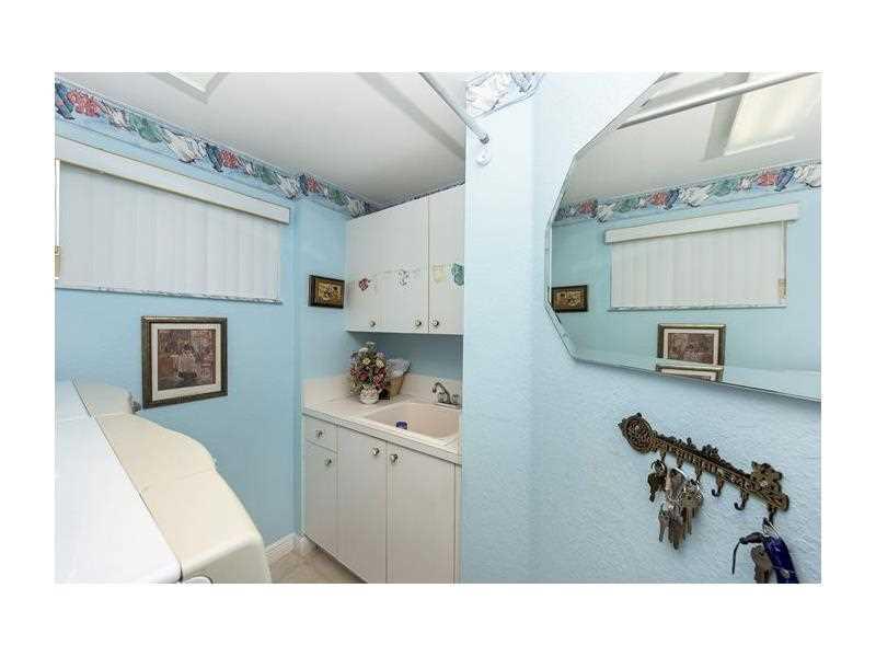 KINGS POINT SOUTHAMPTON - Residential