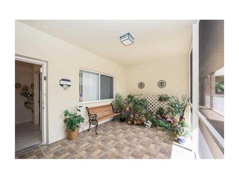 KINGS POINT SOUTHAMPTON - Residential