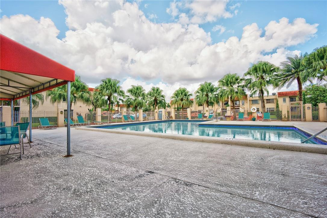 Gardens At Bonaventure - Residential