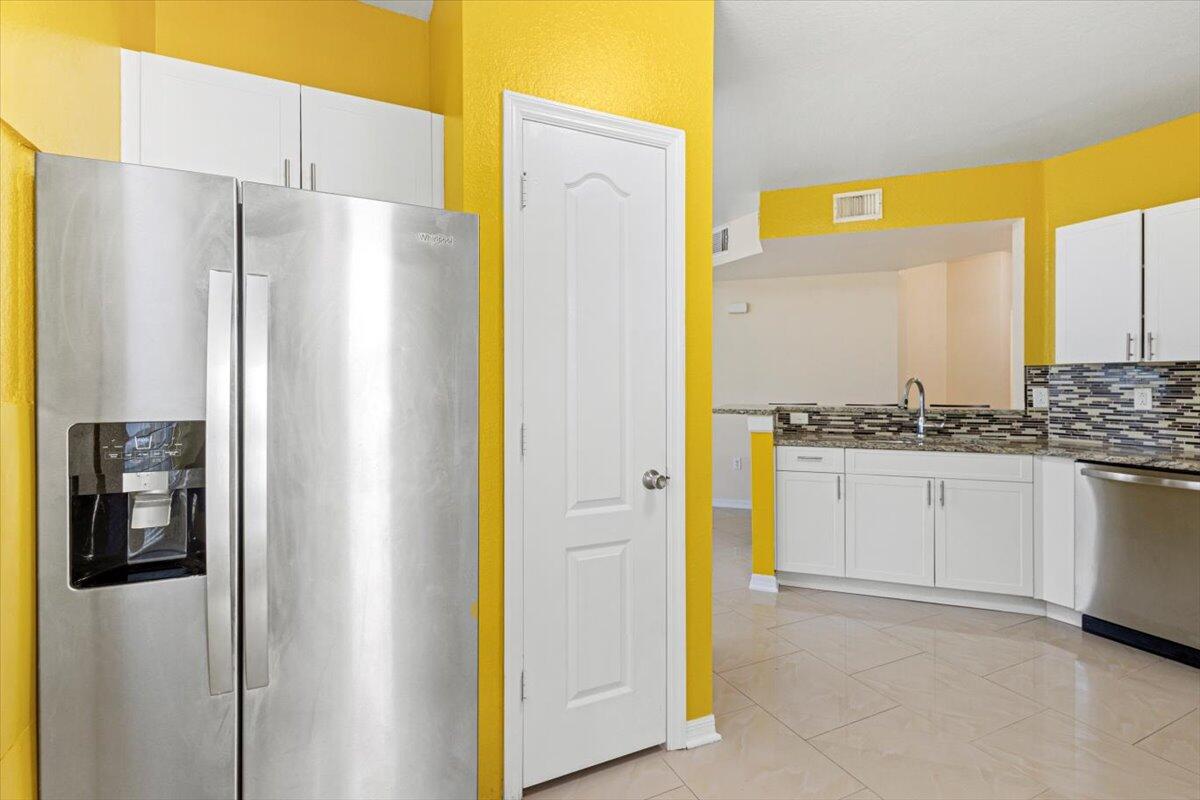 BELMONT II AT ST LUCIE WEST - Residential Lease