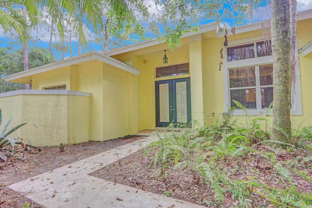Photo of 16178 128th Trail N, Jupiter, FL 33478 (MLS # R10998866)