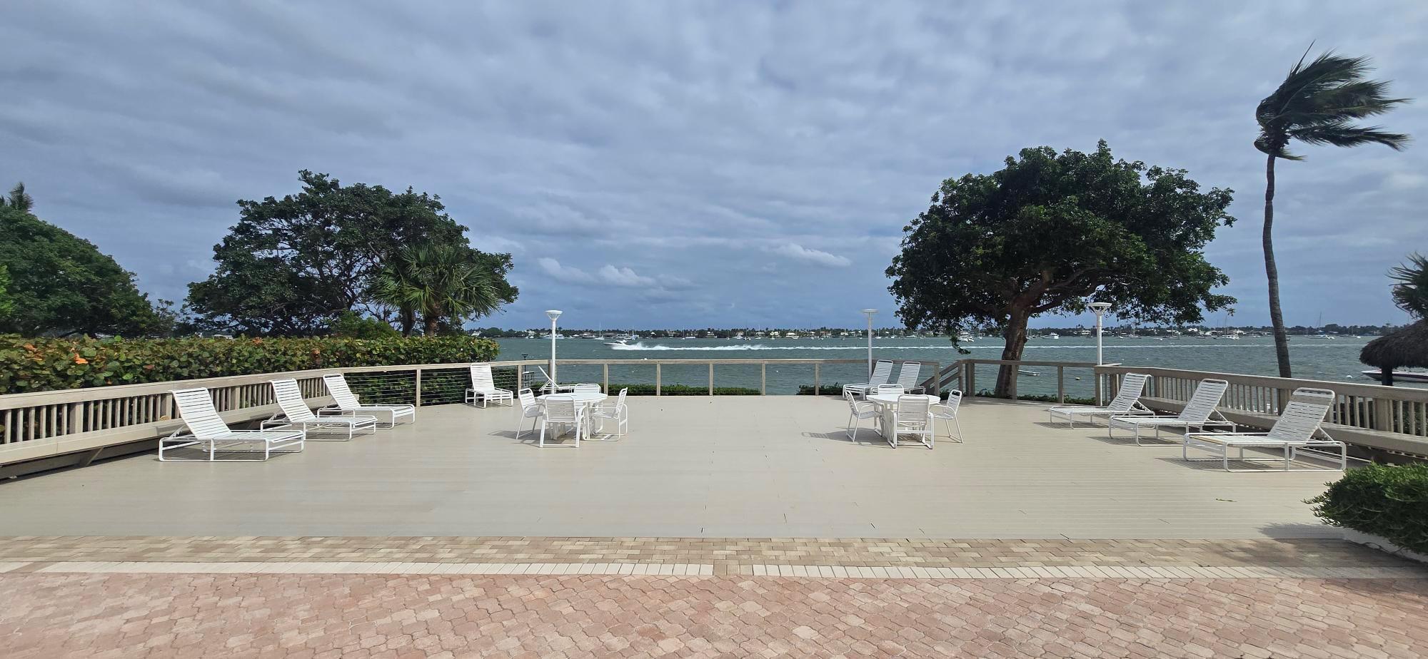 PALM BEACH HOUSE - Residential