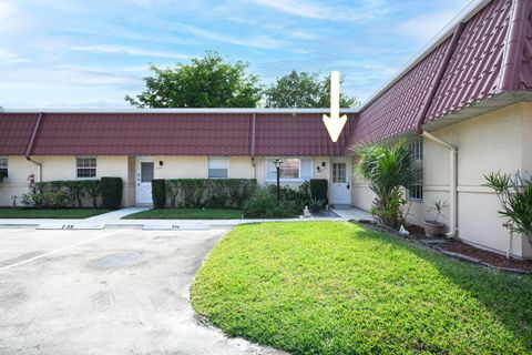 A home in Lake Worth