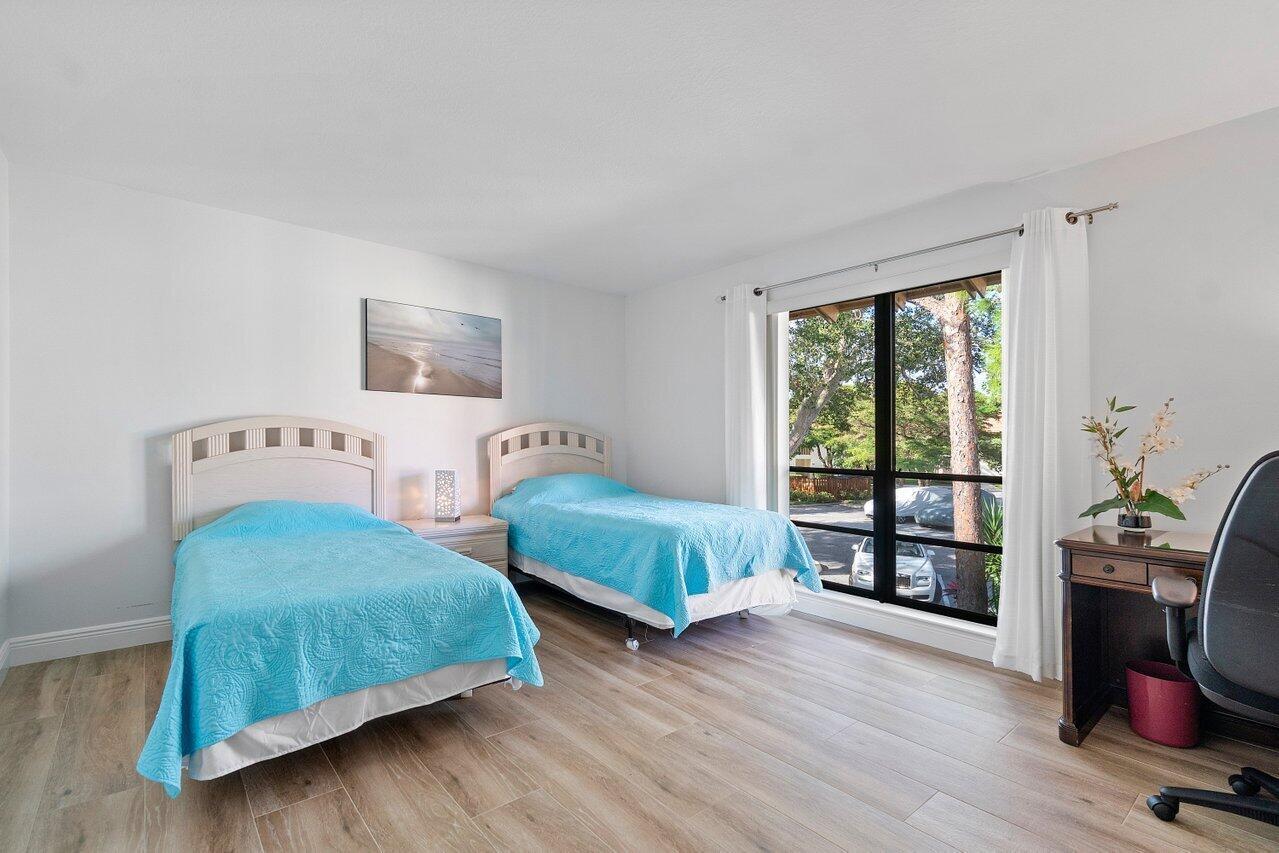 GOLF VILLAS CONDO - Residential Lease